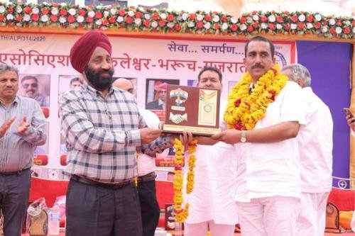 WhatsApp-Image-2024-11-16-at-6.52.18-PM-1